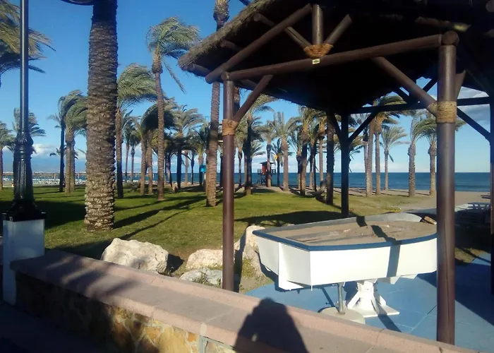 Nuevo Roca Chica, Primera Linea Playa,Torremolinos