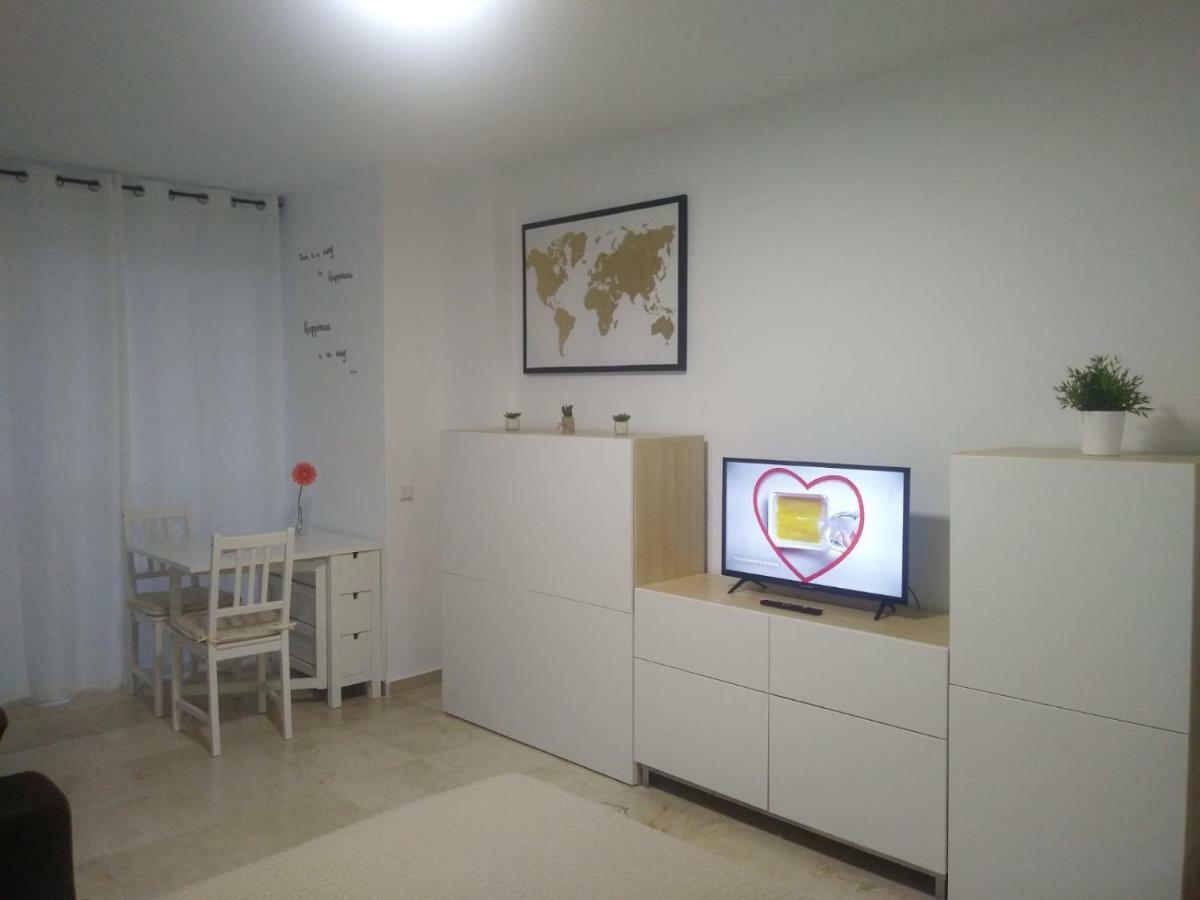 Nuevo Roca Chica, Primera Linea Playa,torremolinos Apartament Torremolinos